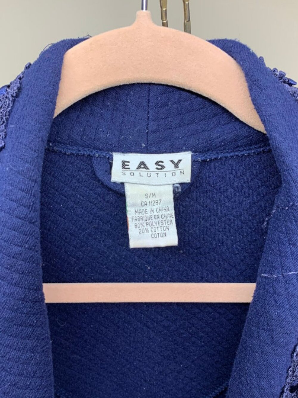 Easy Solution Plushy Robe Size Small - Picture 3 of 5